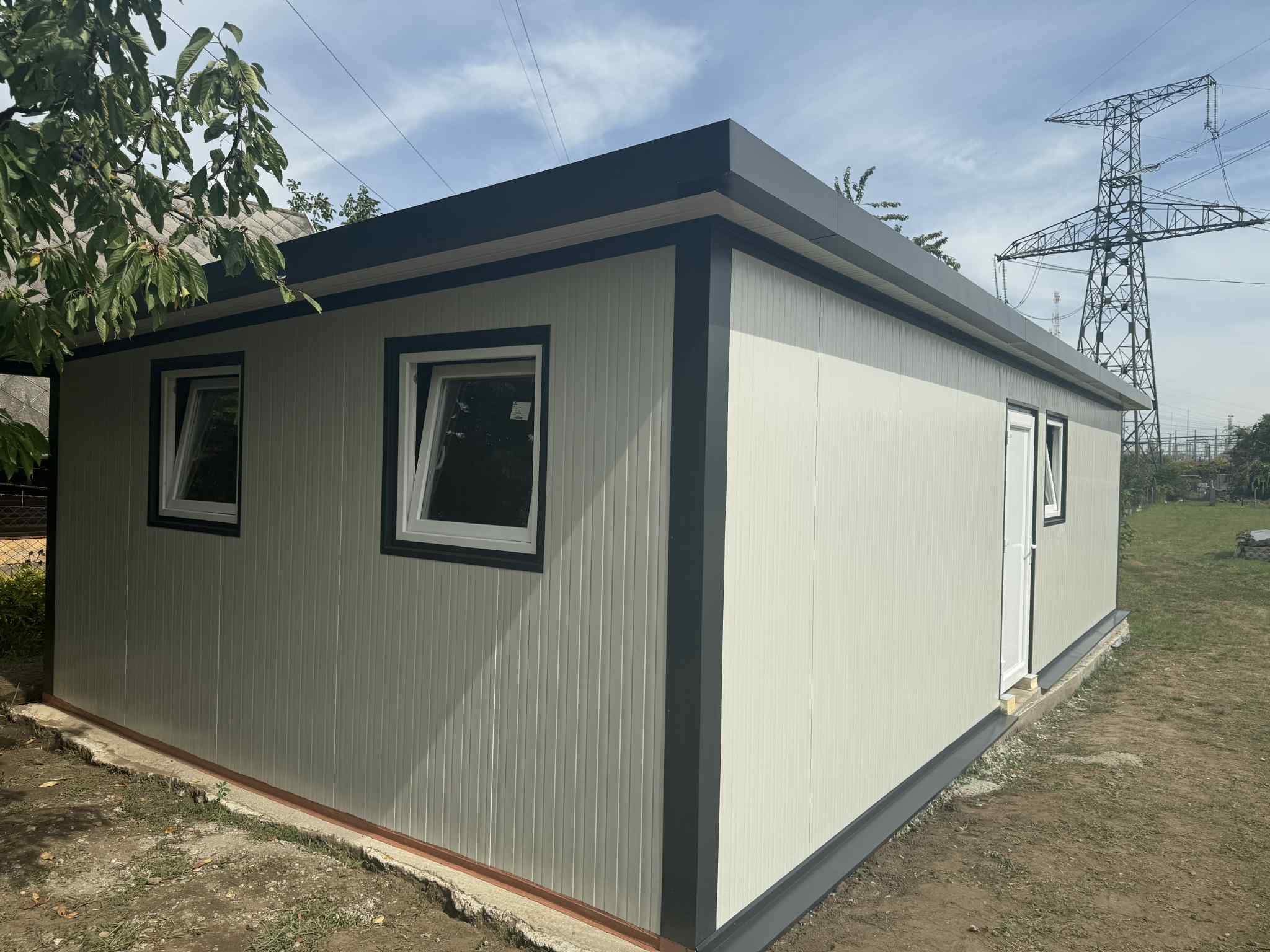 Szendvicspanel Melléképület 50m2