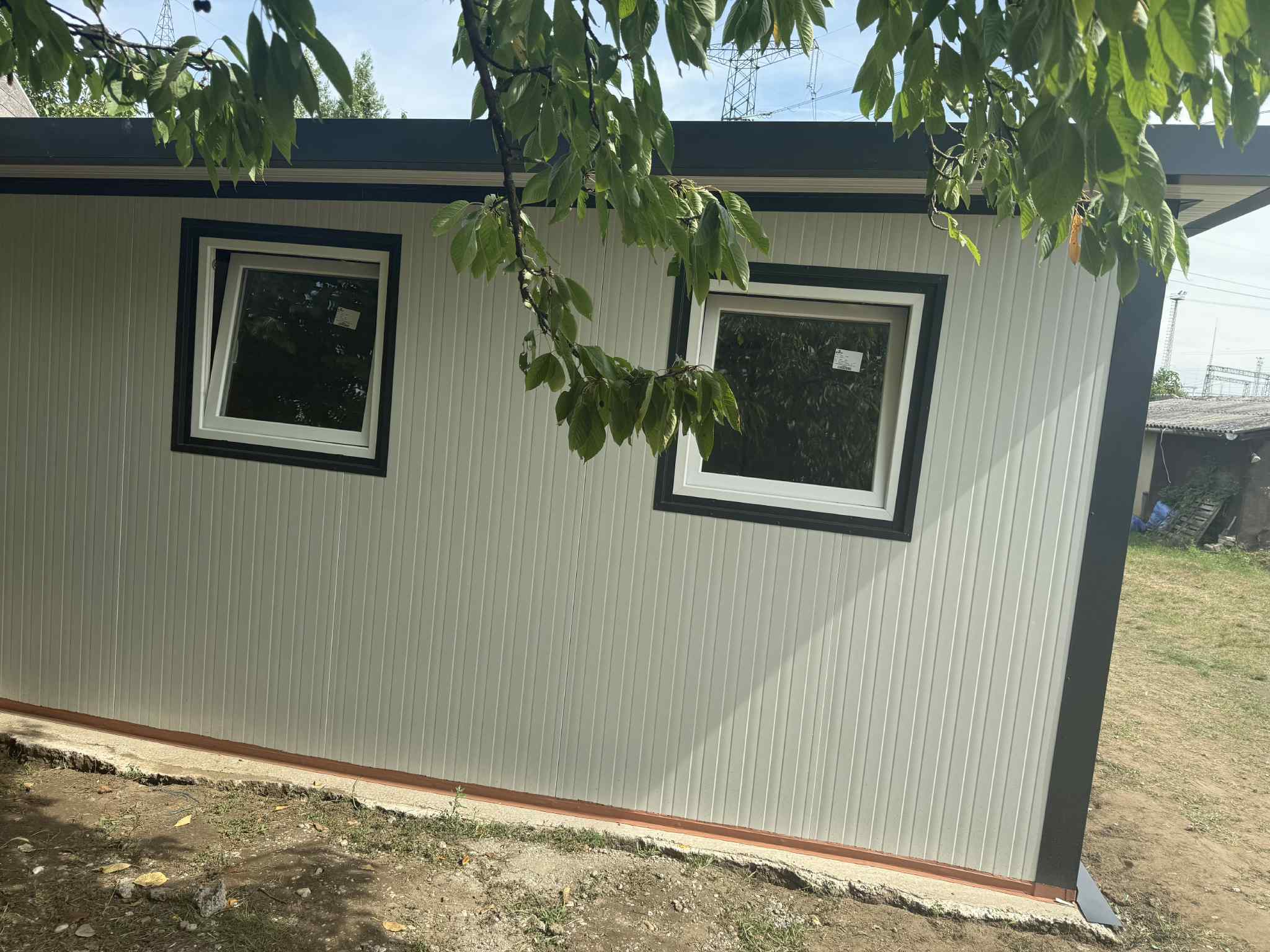 szendvicspanel melléképület  10x5