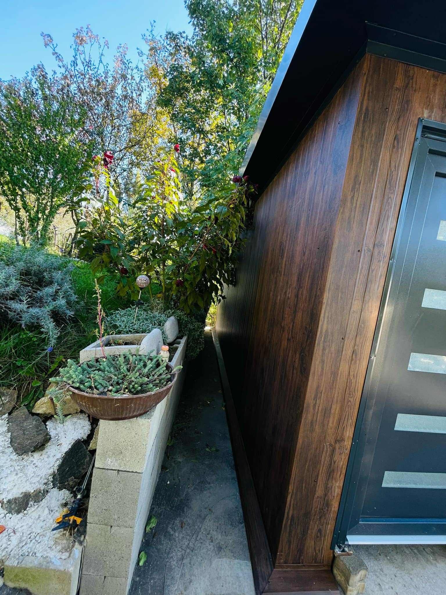 Szendvicspanel melléképület 10x5