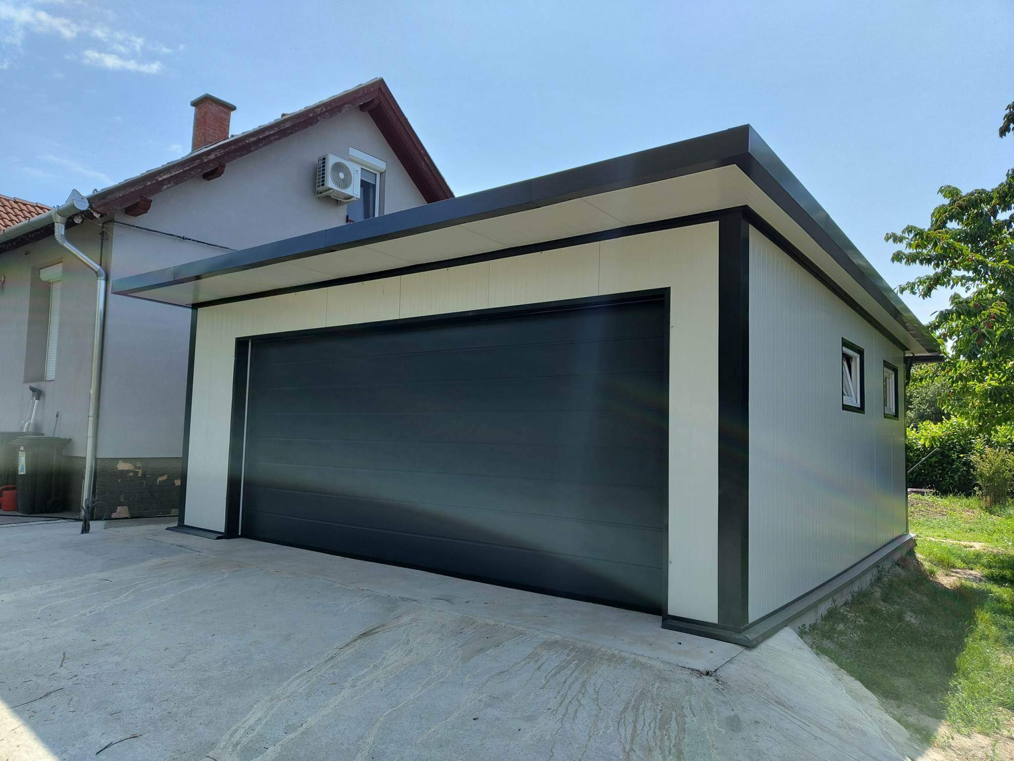 Szendvicspanel Garázs  36m2